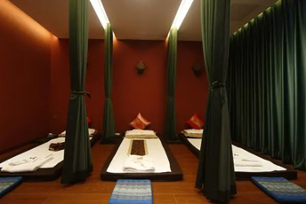 深圳光明泰式按摩的被动瑜伽：当身体被折叠成诗